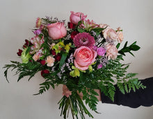 Load image into Gallery viewer, Feminine Tones Bouquet