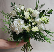 Load image into Gallery viewer, Christmas Bouquet