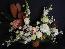 Load image into Gallery viewer, Christmas Arrangement