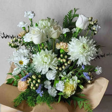 Load image into Gallery viewer, Mostly White Bouquet