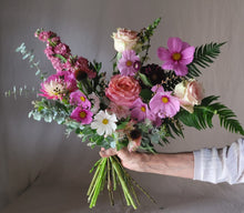 Load image into Gallery viewer, Feminine Tones Bouquet
