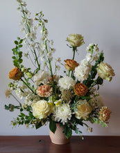 Load image into Gallery viewer, Large Flower Arrangement