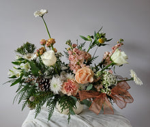 Load image into Gallery viewer, Christmas Arrangement