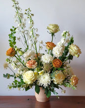 Load image into Gallery viewer, Large Flower Arrangement