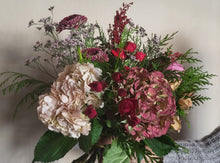 Load image into Gallery viewer, Christmas Bouquet