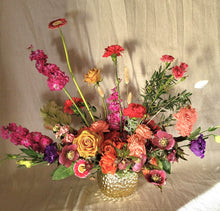 Load image into Gallery viewer, Large Flower Arrangement