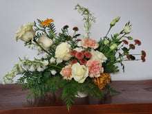 Load image into Gallery viewer, Christmas Arrangement