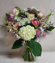Load image into Gallery viewer, Feminine Tones Bouquet