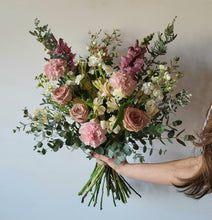 Load image into Gallery viewer, Hand Tied Bouquet