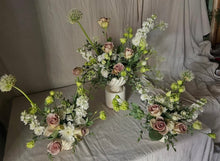 Load image into Gallery viewer, Large Flower Arrangement

