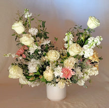 Load image into Gallery viewer, Large Flower Arrangement
