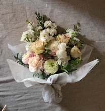 Load image into Gallery viewer, Bridal Bouquet
